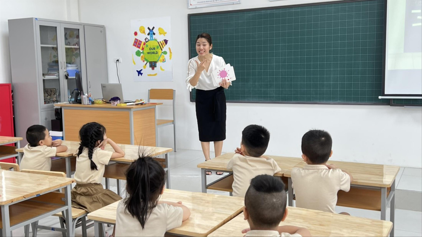 Giáo viên cả nước chờ đợi chế độ chính sách đãi ngộ được Luật hóa. Ảnh: Diệp An Giáo viên cả nước chờ đợi chế độ chính sách đãi ngộ được Luật hóa. Ảnh: Diệp An