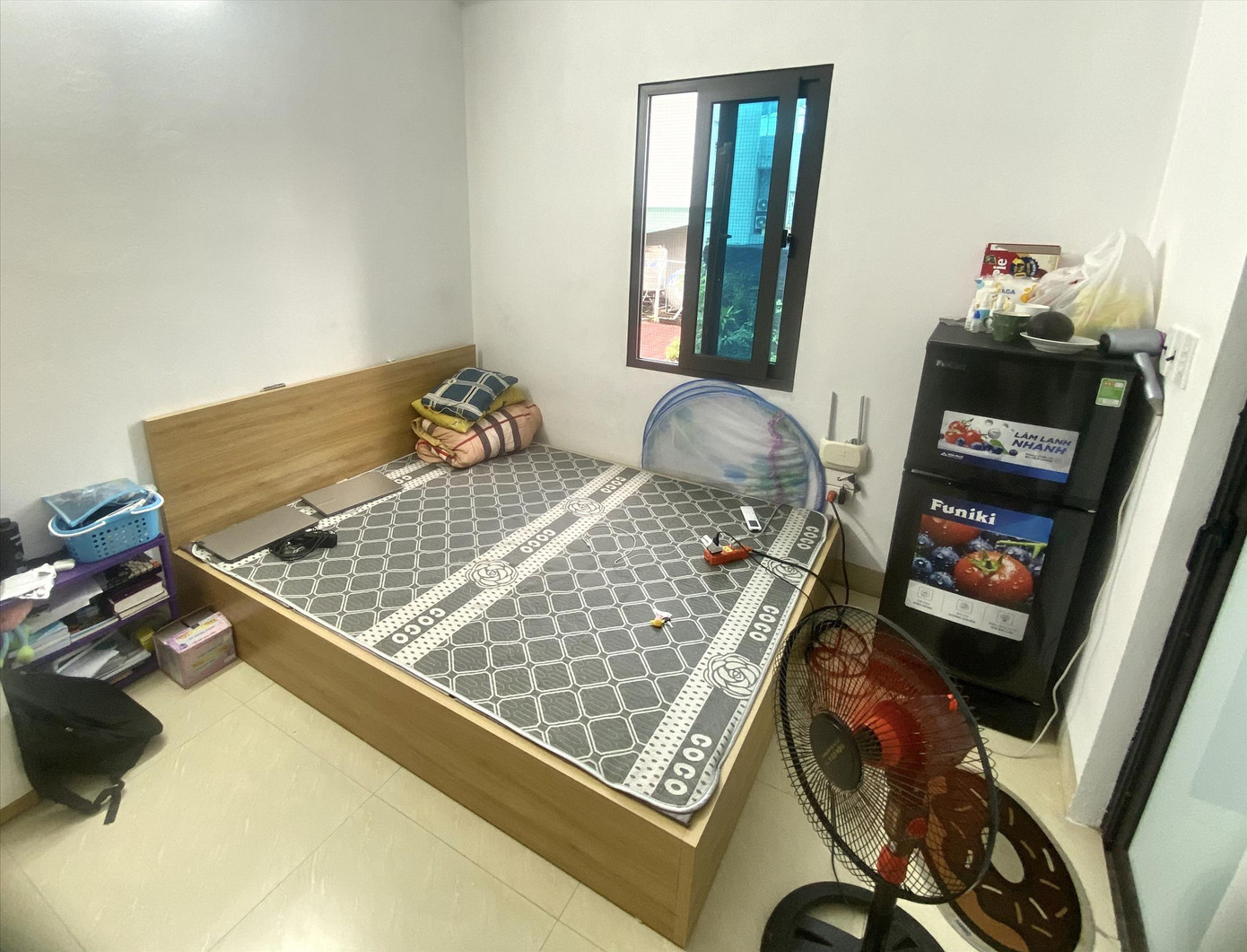 Bên trong căn phòng có giá thuê 3,7 triệu đồng/tháng của một nhà trọ tại phường Cổ Nhuế 2 (Bắc Từ Liêm, Hà Nội) Bên trong căn phòng có giá thuê 3,7 triệu đồng/tháng của một nhà trọ tại phường Cổ Nhuế 2 (Bắc Từ Liêm, Hà Nội)