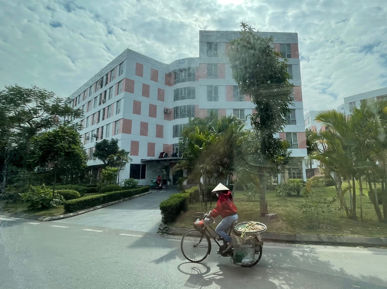 Phải bảo vệ quyền lợi người mua NOXH, không để trục lợi (Trong ảnh: Nhà ở xã hội ở Đặng Xá, Gia Lâm, Hà Nội) Ảnh: Như Ý