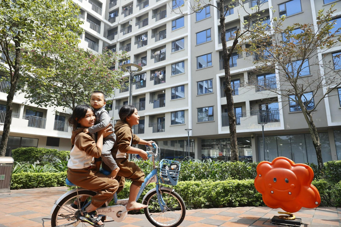 Giá chung cư Hà Nội tăng không ngừng hơn 2 năm qua. Ảnh: Như Ý Giá chung cư Hà Nội tăng không ngừng hơn 2 năm qua. Ảnh: Như Ý