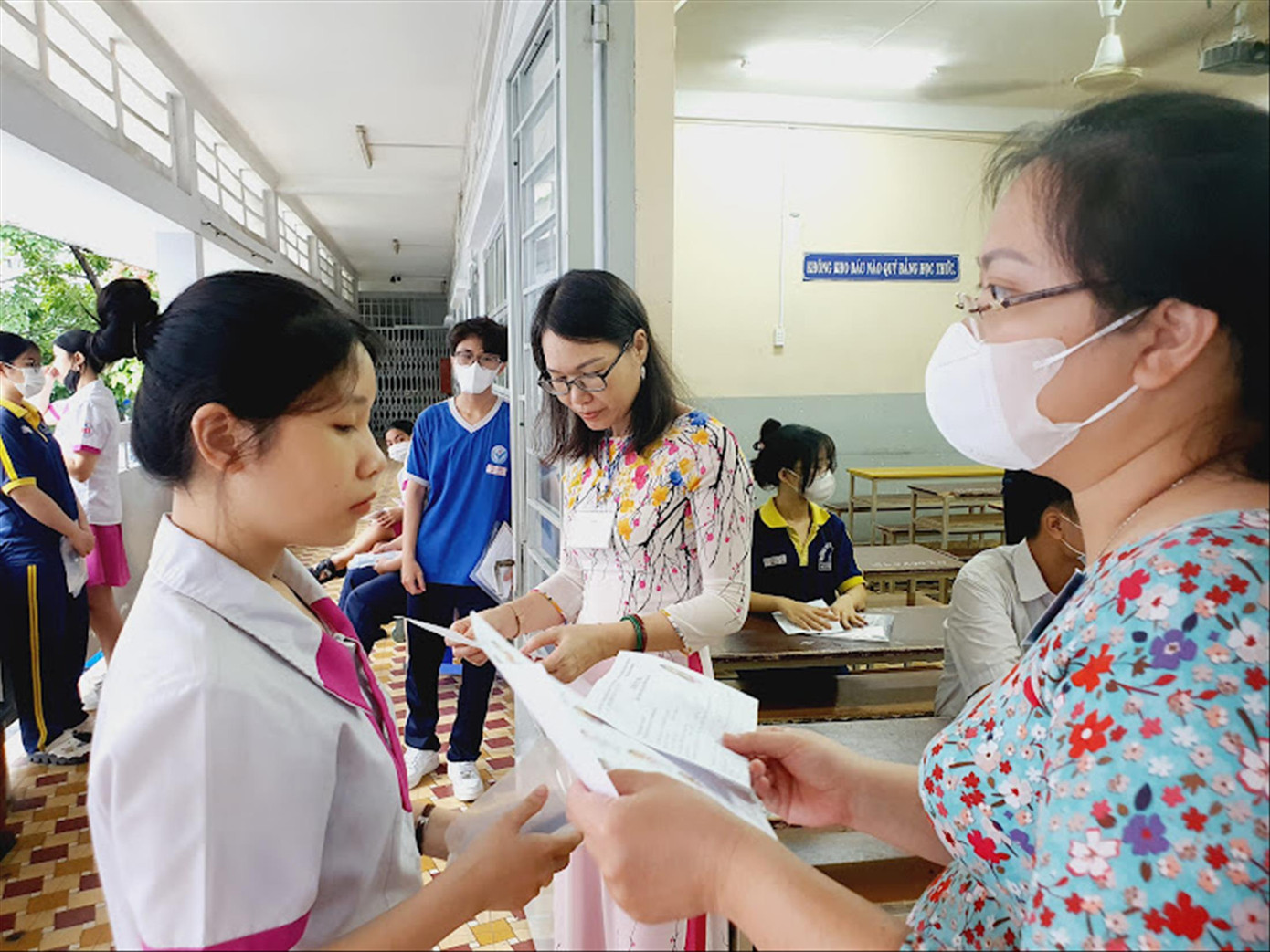 Thí sinh tham dự kỳ thi tốt nghiệp THPT 2023 tại TPHCM. Ảnh: Nguyễn Dũng Thí sinh tham dự kỳ thi tốt nghiệp THPT 2023 tại TPHCM. Ảnh: Nguyễn Dũng