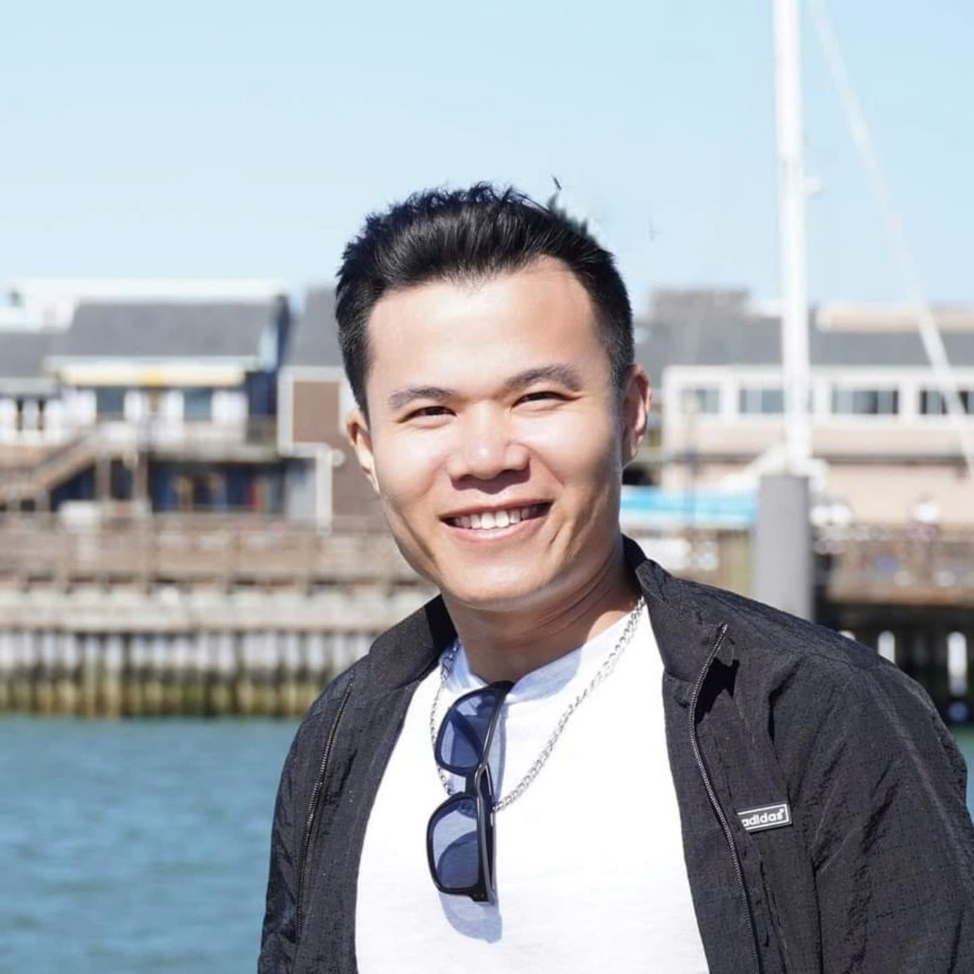 TS Nguyễn Văn Sơn - giảng viên khoa Công nghệ thông tin, Trường ĐH Công nghệ (ĐHQG Hà Nội) TS Nguyễn Văn Sơn - giảng viên khoa Công nghệ thông tin, Trường ĐH Công nghệ (ĐHQG Hà Nội)