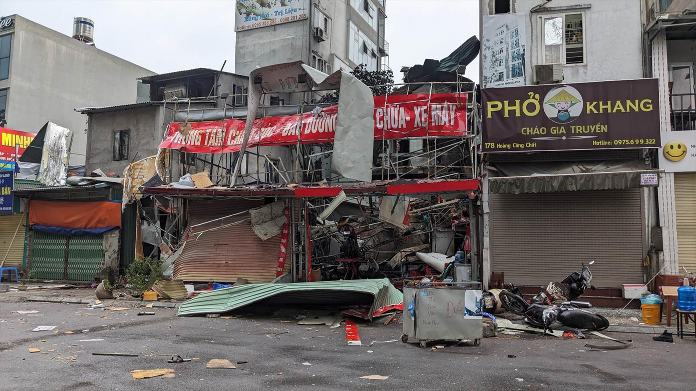 Hiện trường vụ cháy tiệm sửa chữa xe máy Ảnh: PV Hiện trường vụ cháy tiệm sửa chữa xe máy Ảnh: PV