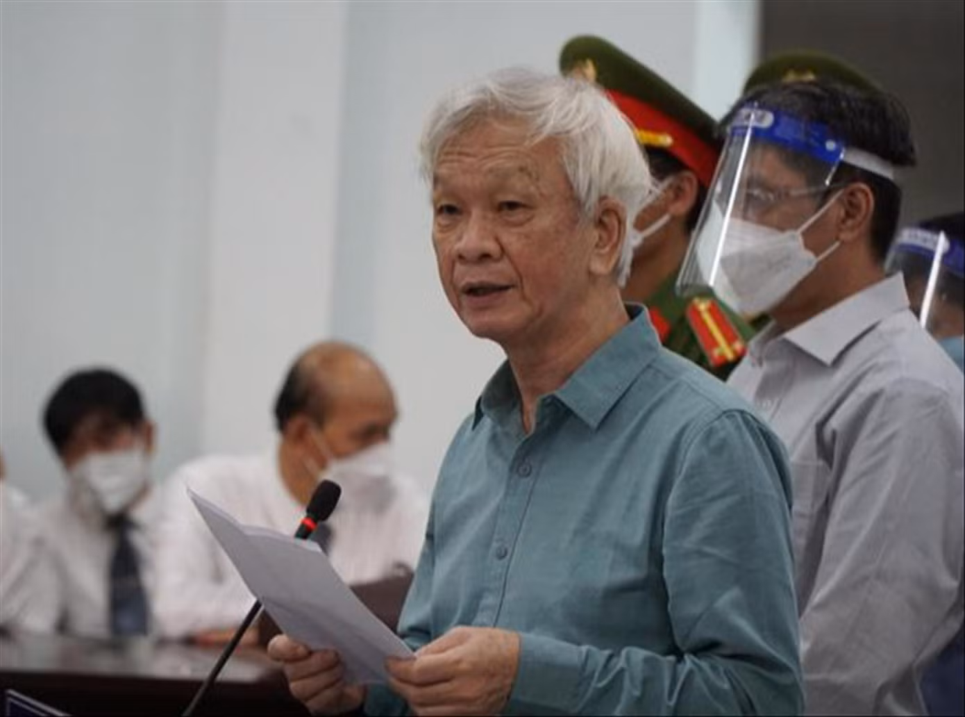 Ông Nguyễn Chiến Thắng tại một phiên tòa Ông Nguyễn Chiến Thắng tại một phiên tòa