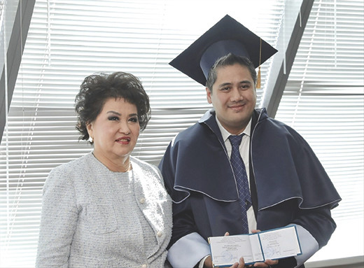 NSƯT Bùi Công Duy được nhận học hàm giáo sư danh dự tại Đại học Nghệ thuật Quốc gia Ảnh: NVCC NSƯT Bùi Công Duy được nhận học hàm giáo sư danh dự tại Đại học Nghệ thuật Quốc gia Ảnh: NVCC