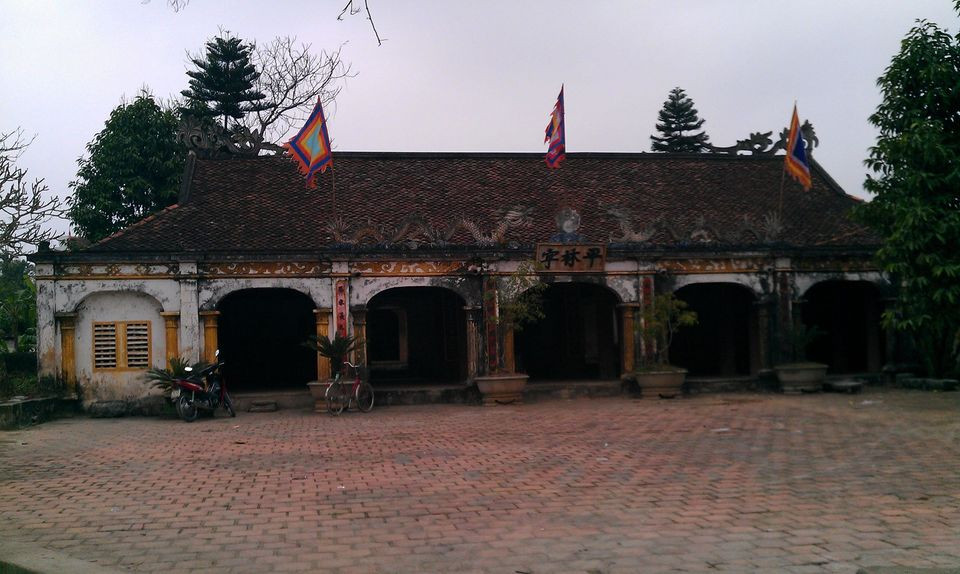 Đình cổ Bình Lâm