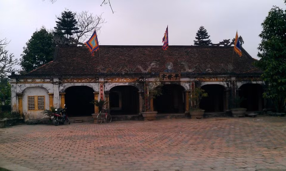 Đình cổ Bình Lâm