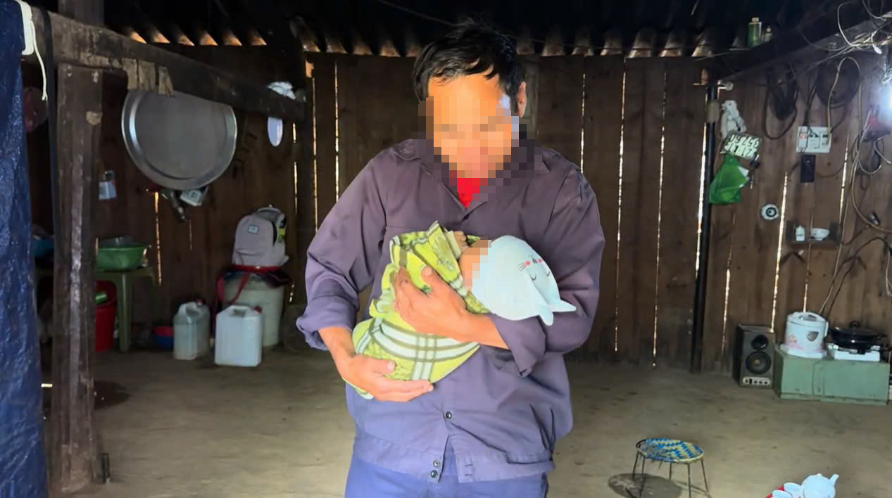 Khi mọi chuyện đã rồi, chỉ có những bậc làm cha mẹ mới thực sự là điểm tựa vững chắc, sẵn sàng dang tay đón nhận đứa cháu nhỏ của mình.