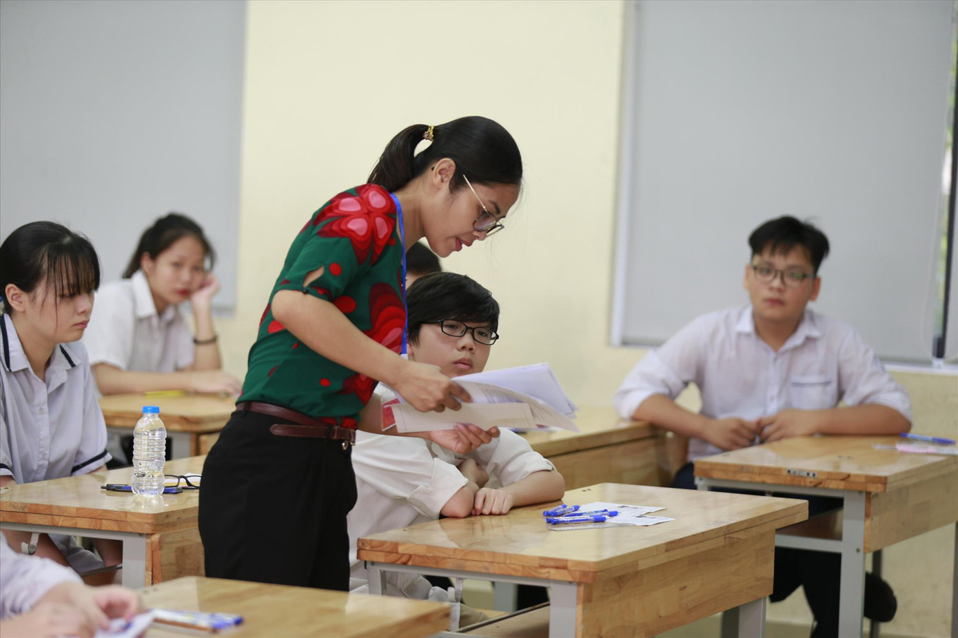 Thí sinh thi lớp 10 tại Hà Nội Ảnh: NHƯ Ý