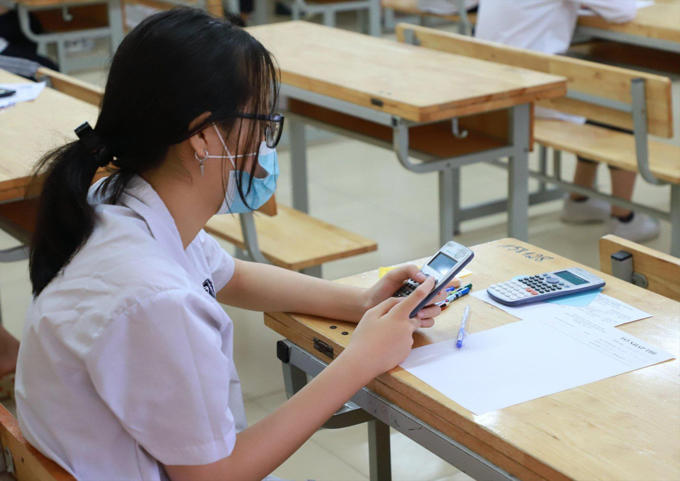 Nhiều học sinh luôn căng thẳng, áp lực trong kỳ thi tuyển sinh lớp 10 của Hà Nội