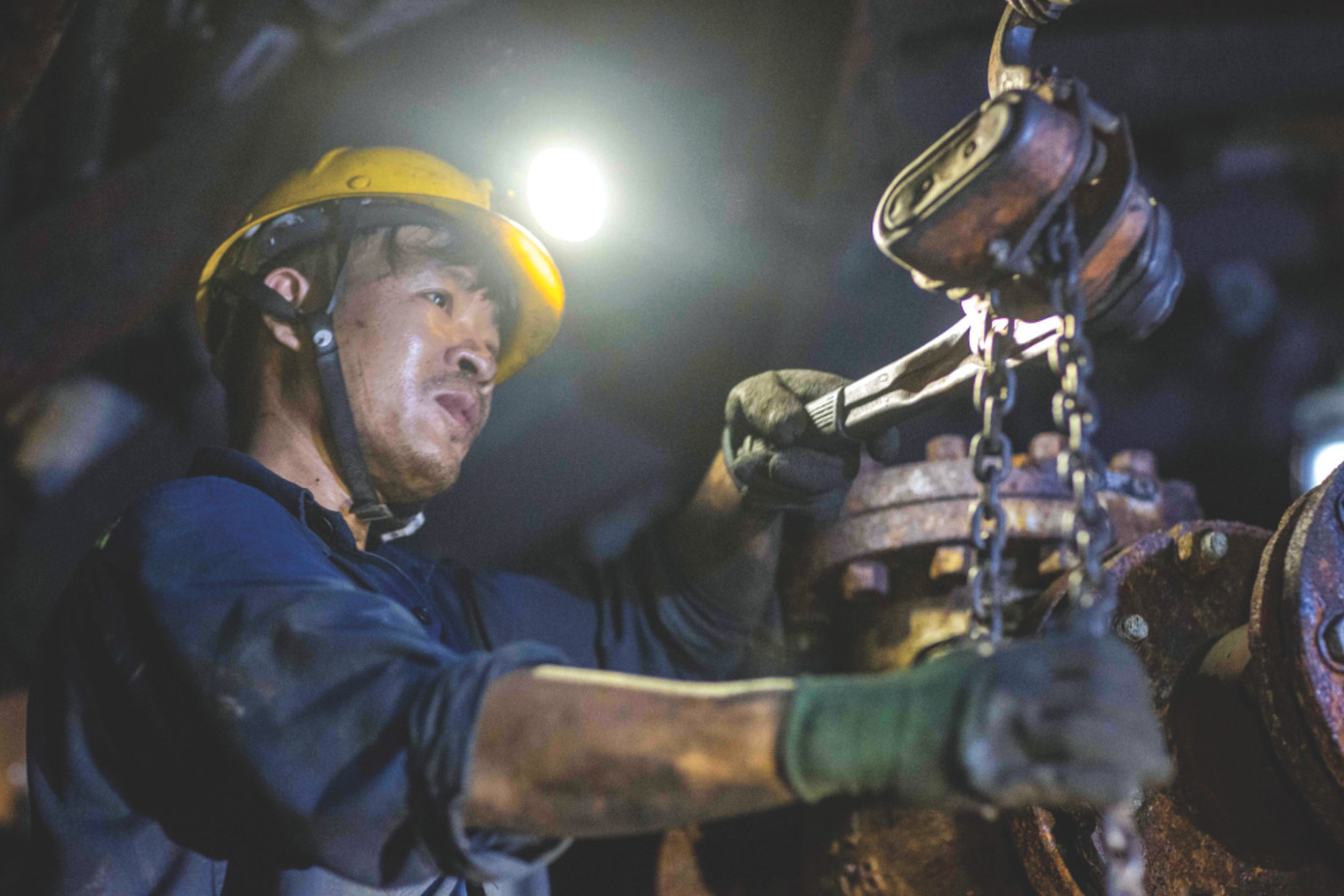 Nhiều hệ thống máy móc hiện đại đã được triển khai ở lò chợ than Hà Lầm