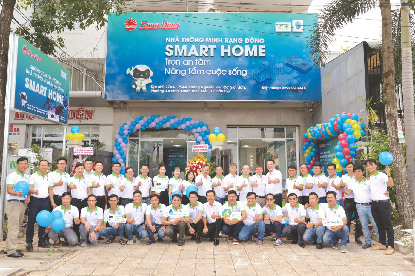 Giới thiệu nhiều sản phẩm hiện đại của Rạng Đông