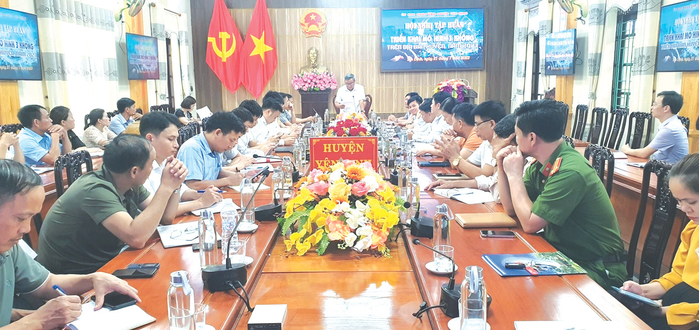 Huyện Yên Định triển khai chuyển đổi số mô hình “3 không” tại xã Định Long và xã Định Hưng Huyện Yên Định triển khai chuyển đổi số mô hình “3 không” tại xã Định Long và xã Định Hưng