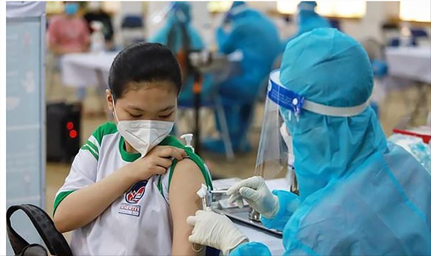 Tiêm vắc xin cho trẻ là nhiệm vụ trọng tâm của ngành Y tế