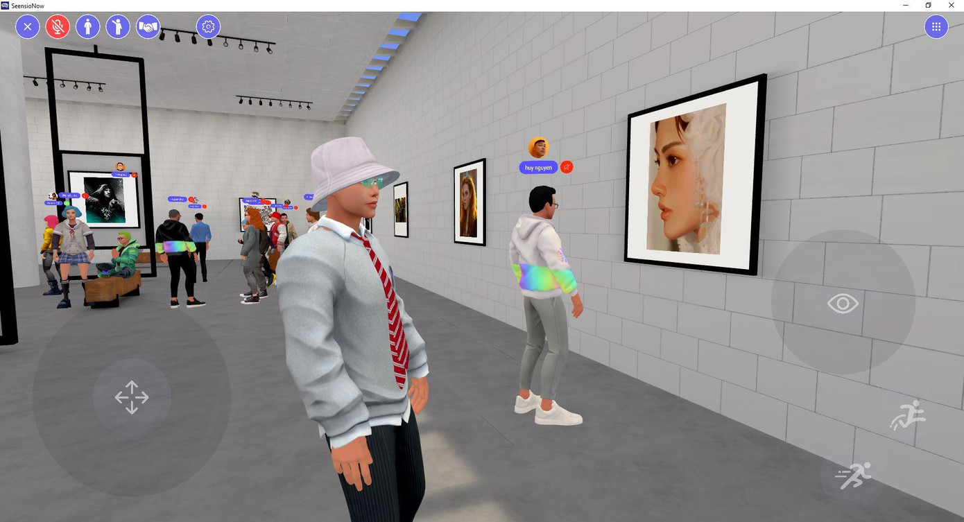 Các “đại diện khán giả” tham gia triển lãm trực tuyến “0 thiết yếu”