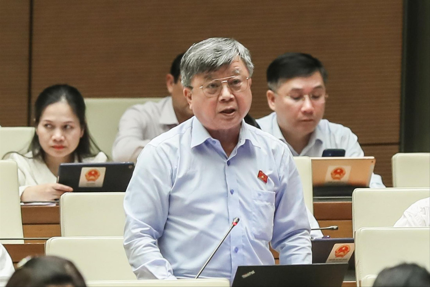 Đại biểu Trương Trọng Nghĩa (TPHCM) phát biểu thảo luận. Ảnh: Như Ý Đại biểu Trương Trọng Nghĩa (TPHCM) phát biểu thảo luận. Ảnh: Như Ý