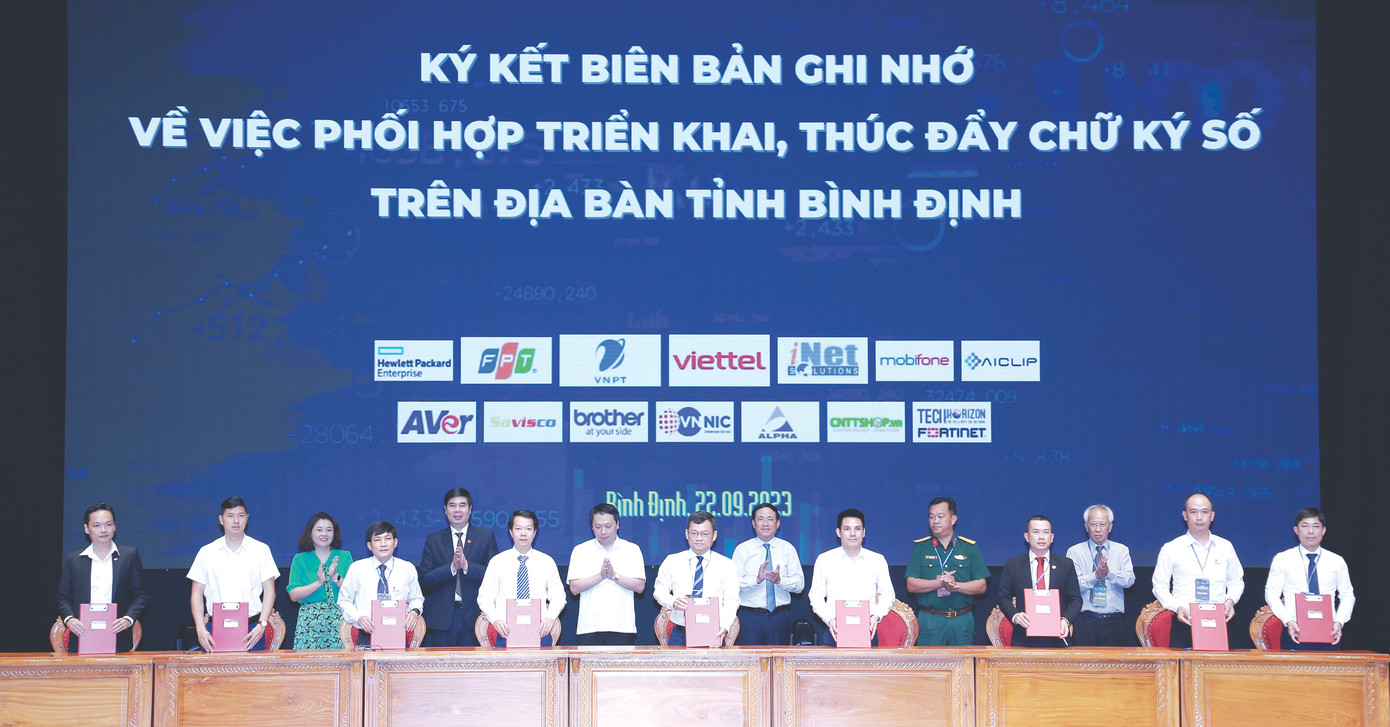 Những năm gần đây Bình Định liên tục có những chiến lược kết nối, phát triển về chuyển đổi số. Ảnh: Sở TTTT Bình Định