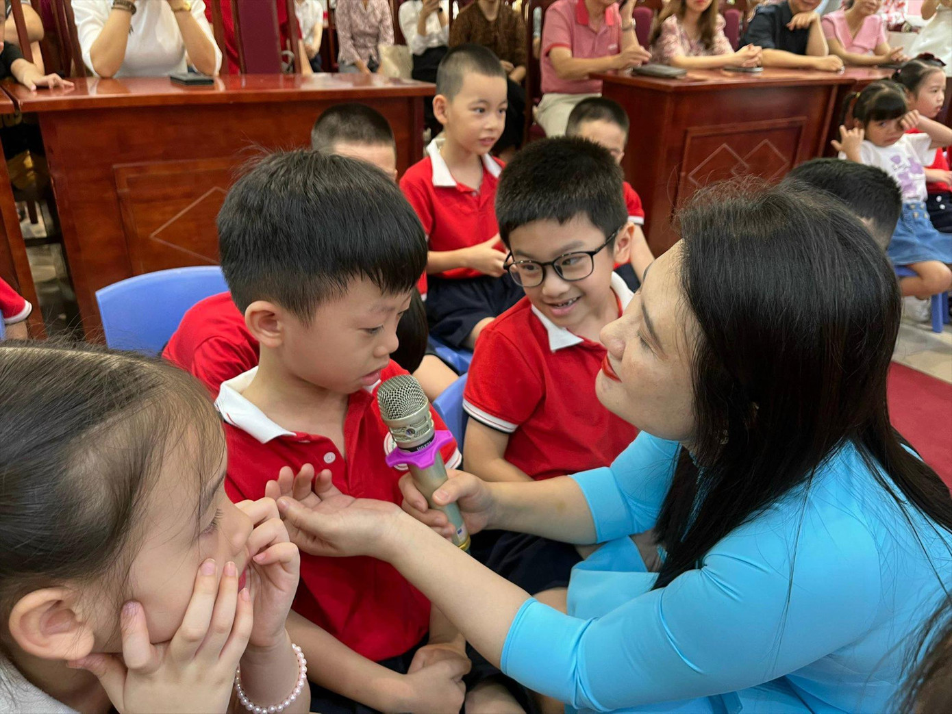 Các địa phương kiến nghị có giải pháp thu hút và giữ chân giáo viên