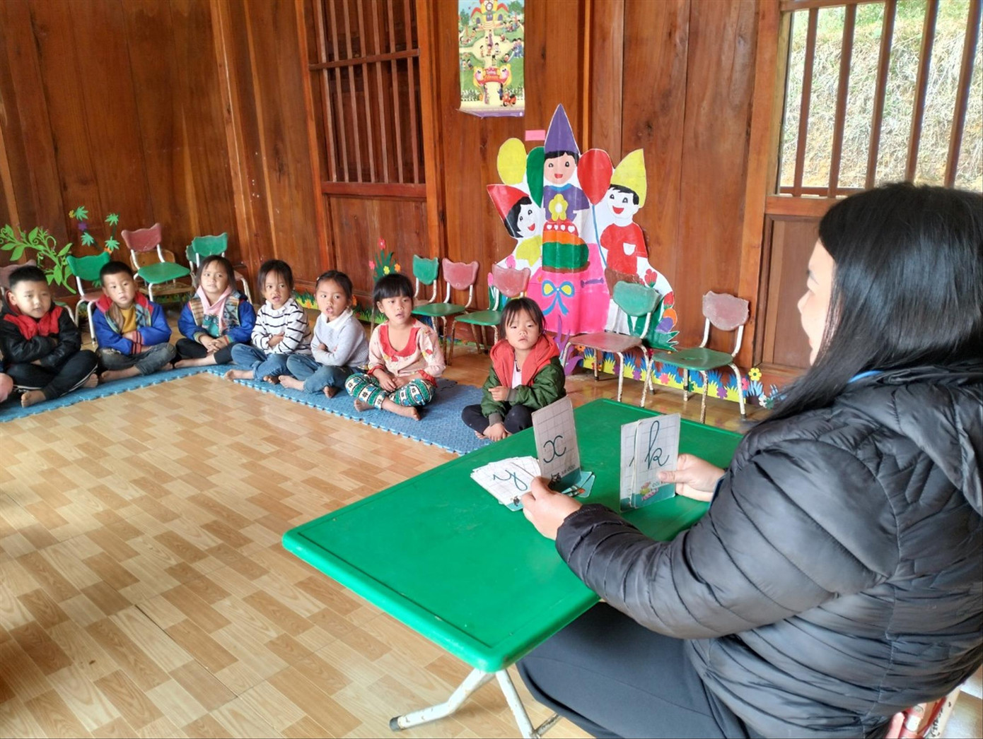 Khu điểm trường mầm non ở bản Mùa Xuân, xã Sơn Thủy, huyện Quan Sơn (Thanh Hóa) còn nhiều khó khăn