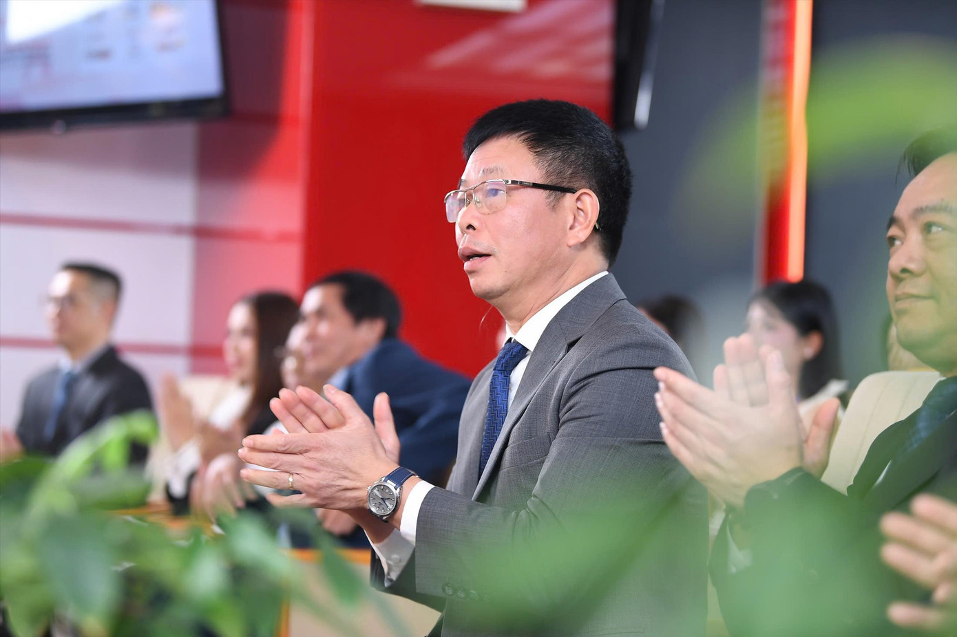 Nhà báo Phùng Công Sưởng, Tổng Biên tập báo Tiền Phong, Trưởng Ban tổ chức Hoa hậu Việt Nam 2024, chúc mừng các ứng viên được chọn và khẳng định, tất cả thí sinh tham dự đều xuất sắc.