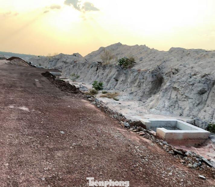 Bên trong dự án thi công nham nhở Bên trong dự án thi công nham nhở