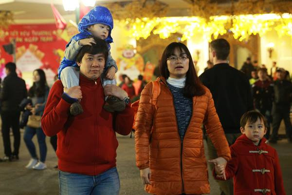 Cả nước tưng bừng đón năm mới Bính Thân 2016 ảnh 21