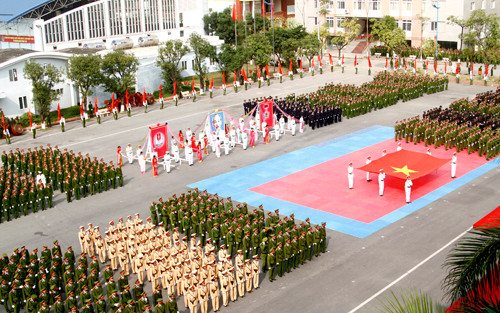 Ngày 11-10, lễ tổng duyệt cho lễ đón nhận danh hiệu Anh hùng LLVTND và lễ khai giảng năm học 2012-2013 của Học viện cảnh sát đã diễn ra