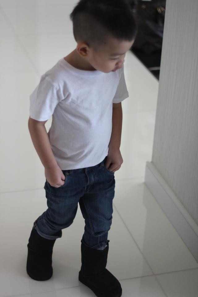 Subeo phong cách, chững chạc không khác một biểu tượng mẫu nhí