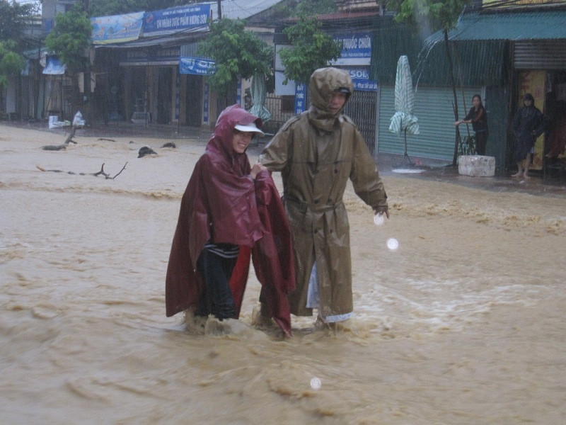 Lũ nhấn chìm các xã trên địa bàn Hương Sơn