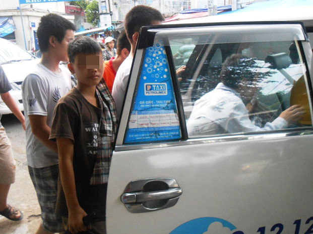 Các em trẻ em được giải thoát