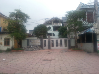 Ngôi nhà cũ của Dũng “mặt sắt” bị ốp mìn. Ngôi nhà cũ của Dũng “mặt sắt” bị ốp mìn