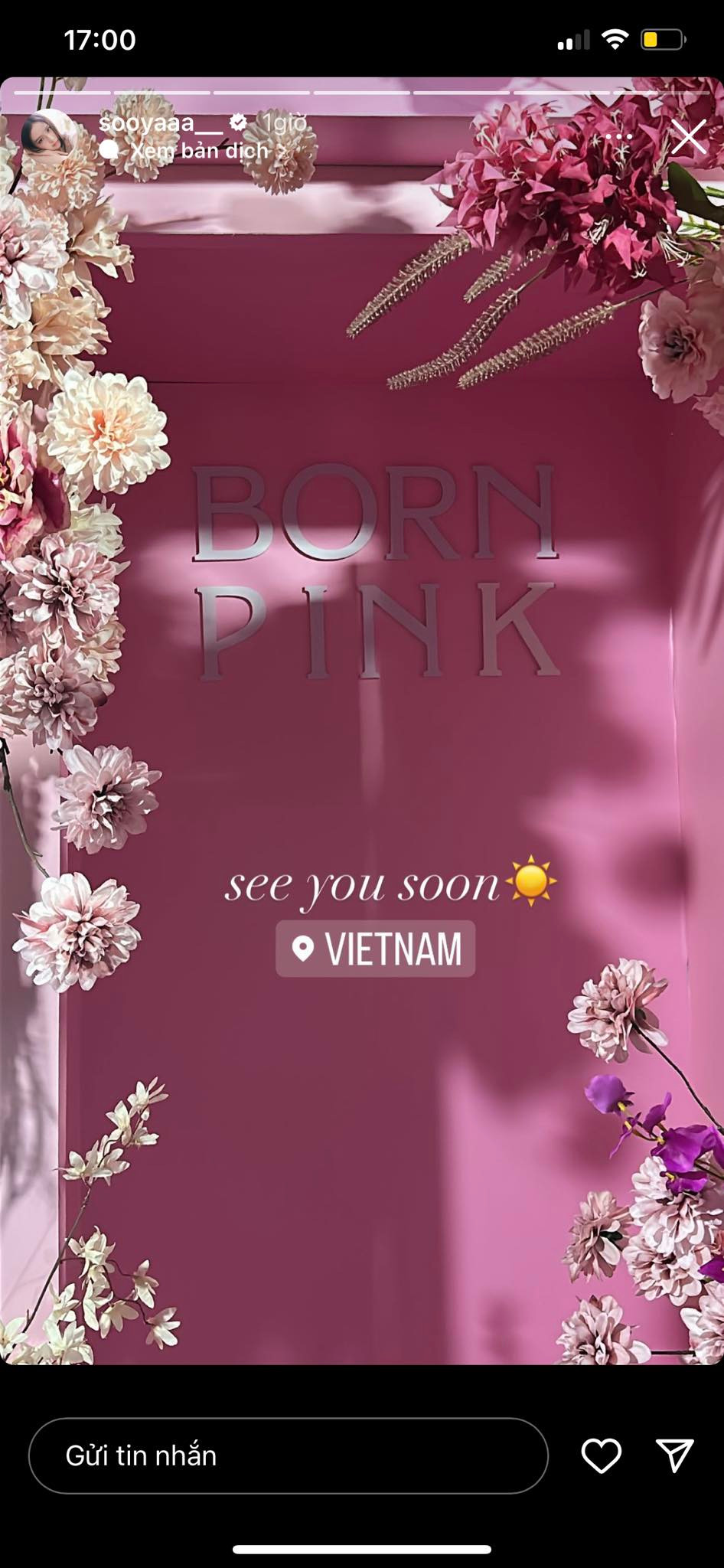 Rosé và Jisoo check-in Việt Nam ngay trước khi đêm diễn đầu tiên ở Hà Nội bắt đầu. Rosé và Jisoo check-in Việt Nam ngay trước khi đêm diễn đầu tiên ở Hà Nội bắt đầu.