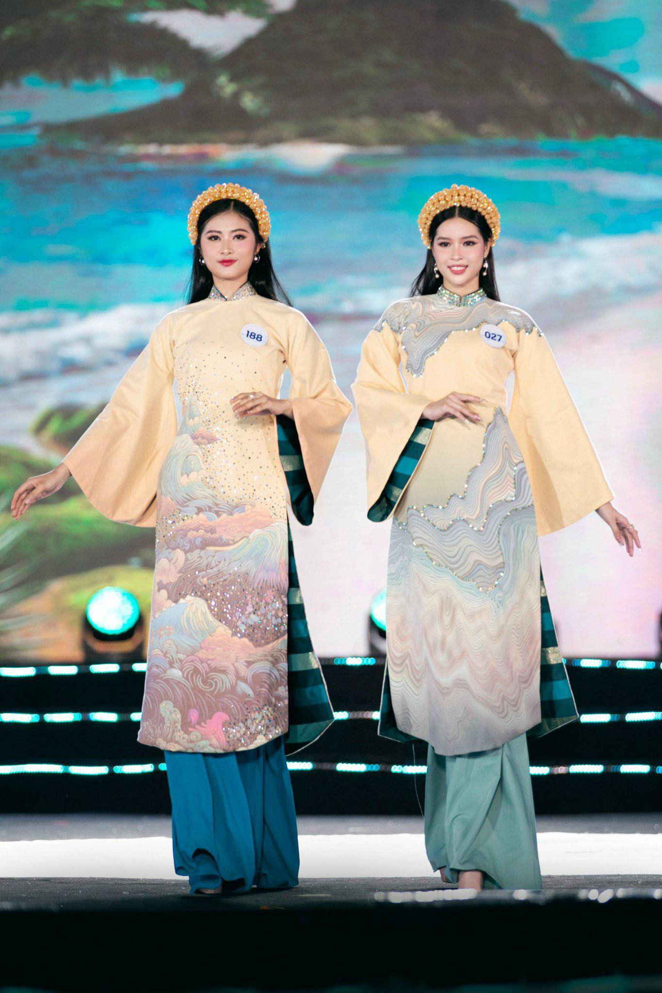 Nhóm thí sinh thứ hai hiện đại và mang màu sắc tươi sáng hơn với bộ sưu tập Tiếng sóng của NTK Việt Hùng.