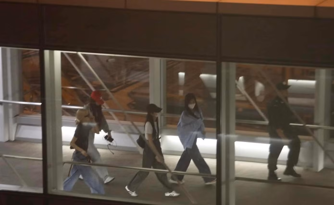 BlackPink tại Sân bay Nội Bài.