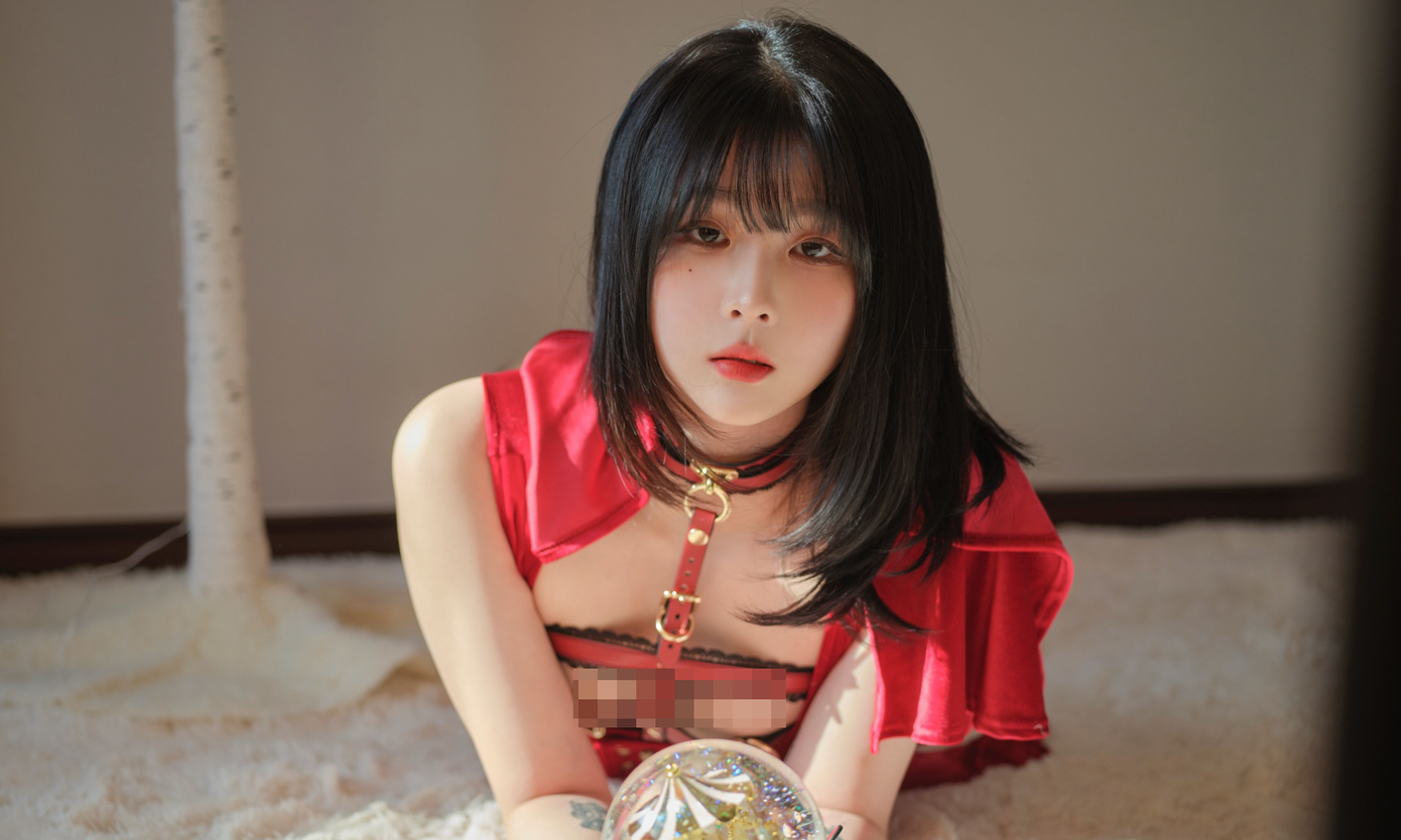 Jang Joo là người mẫu 18+ có tiếng ở Hàn Quốc.