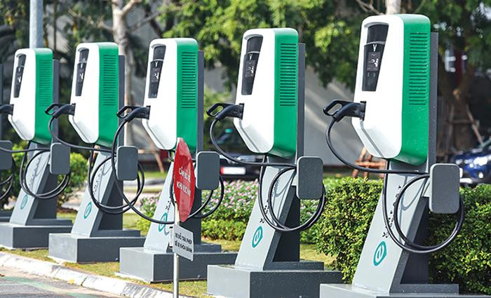 Cơ sở vật chất còn thiếu là lí do khiến xe điện chưa quá phổ biến tại Đông Nam Á. Cơ sở vật chất còn thiếu là lí do khiến xe điện chưa quá phổ biến tại Đông Nam Á.