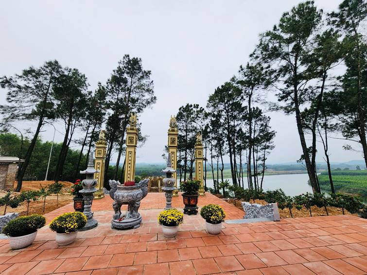 Chủ đầu tư đã xây dựng "Miếu Bà" sau khi có chủ trương chấp thuận của cấp xã