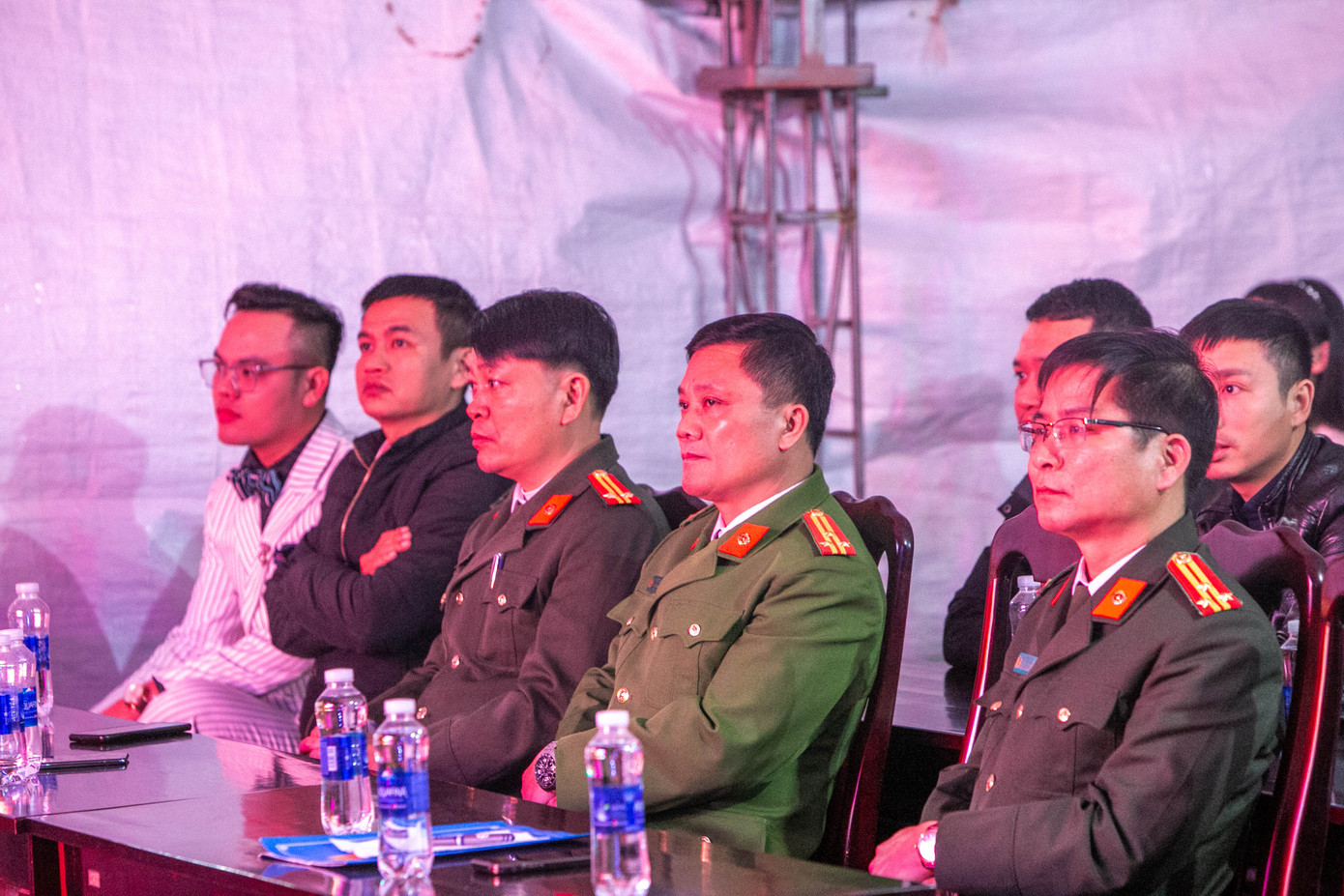 Lãnh đạo công an huyện Quảng Trạch tham dự chương trình Lãnh đạo công an huyện Quảng Trạch tham dự chương trình