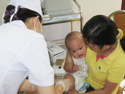 Cần đảm bảo an toàn tiêm chủng để khôi phục niềm tin của người dân