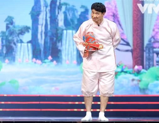 Showbiz 31/1: Siêu mẫu Hà Anh lên nói gì về thành tích đáng nể của H’Hen Niê? ảnh 4