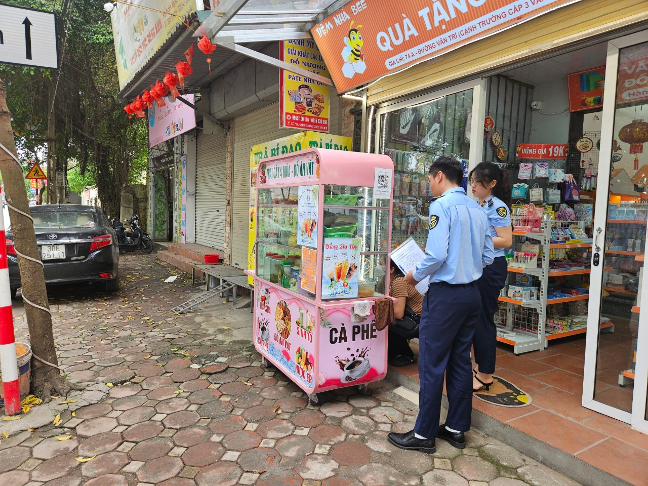 Lực lượng chức năng Hà Nội kiểm tra về an toàn thực phẩm Lực lượng chức năng Hà Nội kiểm tra về an toàn thực phẩm