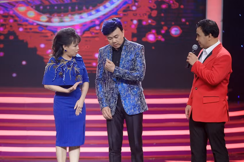 Dương Ngọc Thái lần đầu công khai vợ tại 'Ca sĩ bí ẩn' ảnh 2