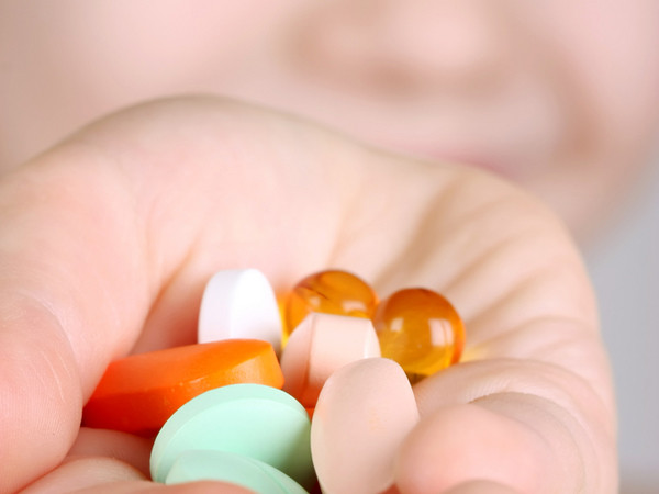 Những loại thuốc 'uống là chết' khi bị sốt xuất huyết ảnh 1