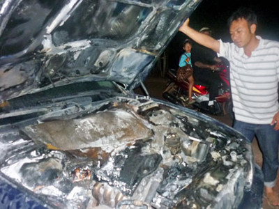 Chiếc xe đã bị cháy hết phần máy. Ảnh: Báo Đồng Nai