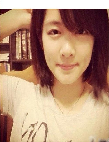 Với khuôn mặt ưa nhìn, Chenhao Yu, nữ sinh 21 tuổi của Trường Đại học Công nghệ Xiamen (tỉnh Phúc Kiến, Trung Quốc) đang gây sốt dân mạng