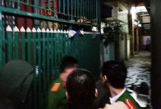 Hàng xóm ngỡ ngàng khi tướng Phan Văn Vĩnh bị khám nhà ảnh 4