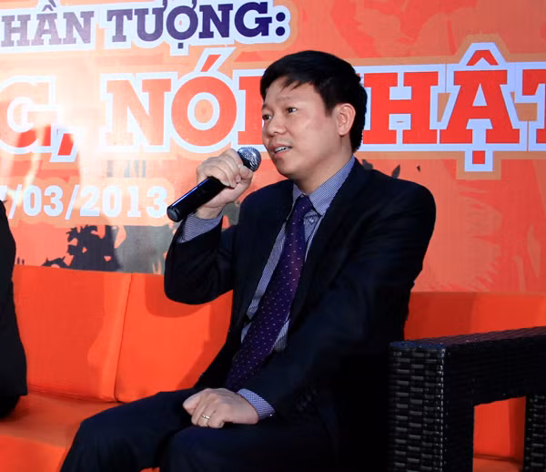 Phó TBT báo Tiền Phong Trần Thanh Lâm cho biết: trowng thời gian gần hai tháng, Diễn đàn đã nhận được hơn 300 tin, bài gửi về