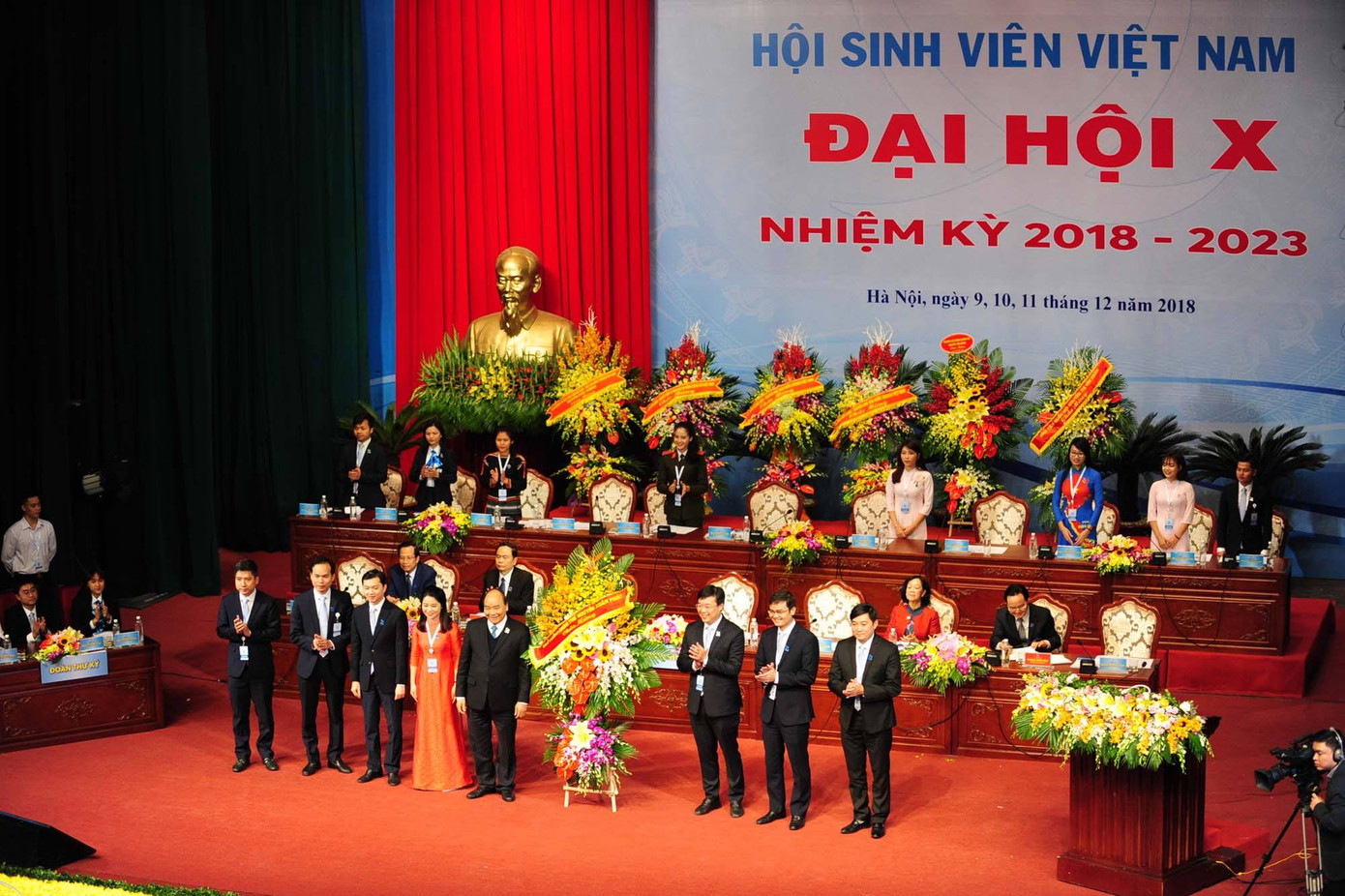 Xây dựng lớp sinh viên toàn diện, vừa hồng, vừa chuyên ảnh 5