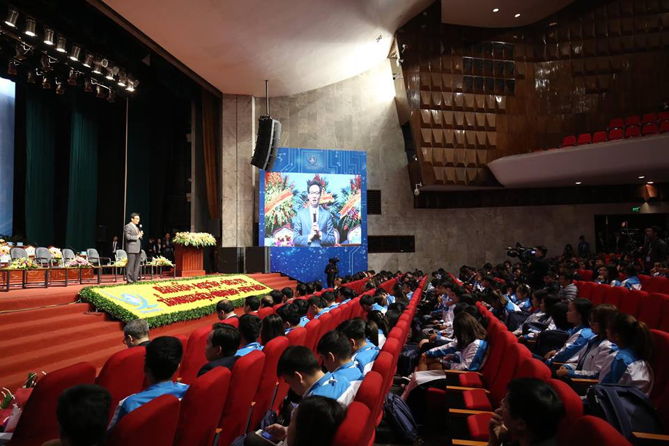 Phó Thủ tướng Vũ Đức Đam đối thoại với đại biểu Hội Sinh viên ảnh 3