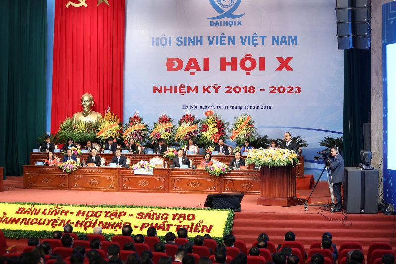 Xây dựng lớp sinh viên toàn diện, vừa hồng, vừa chuyên ảnh 9